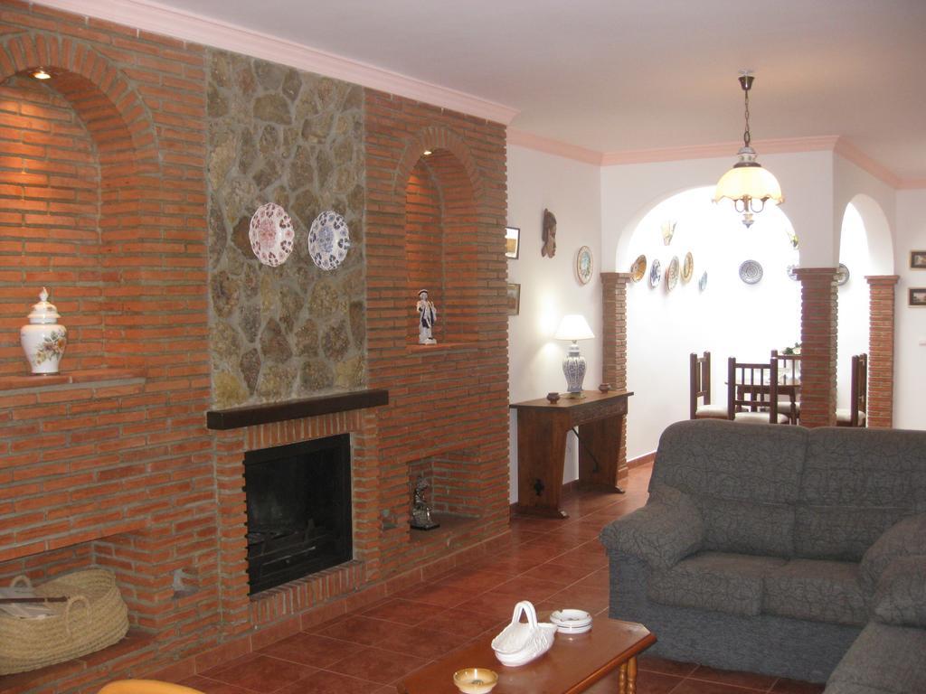 Villa Remedios Cuevas del Becerro Room photo